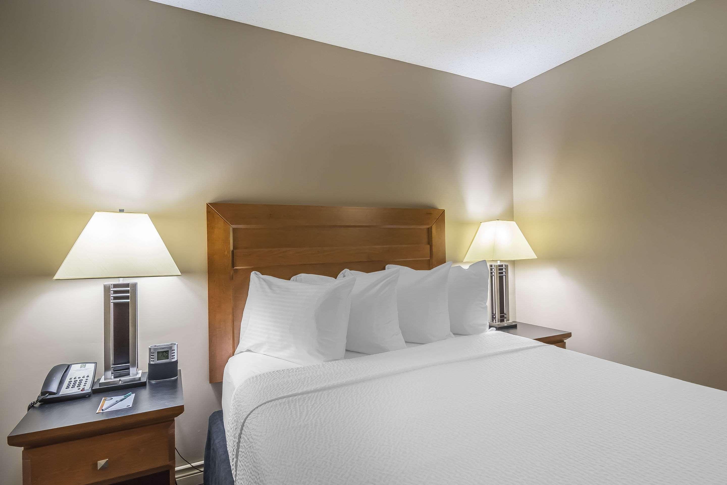 Quality Inn West Edmonton Exterior foto