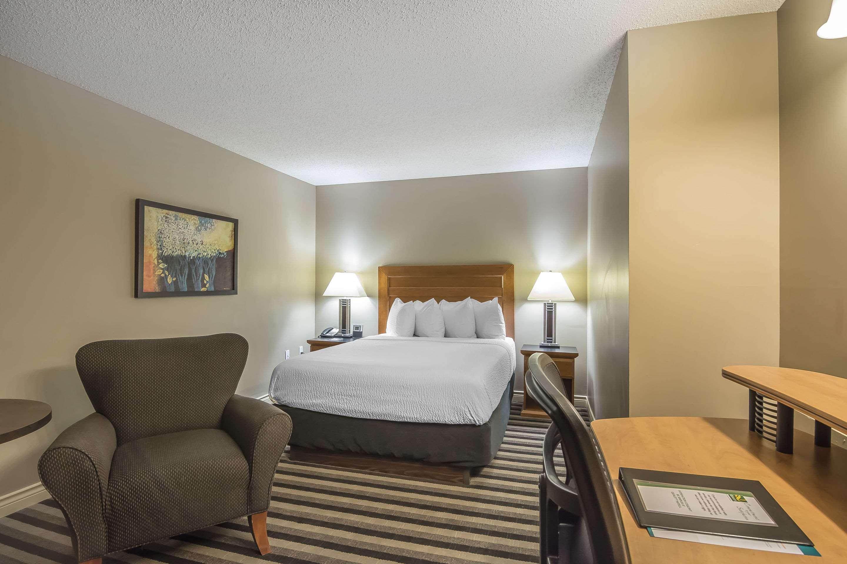 Quality Inn West Edmonton Exterior foto