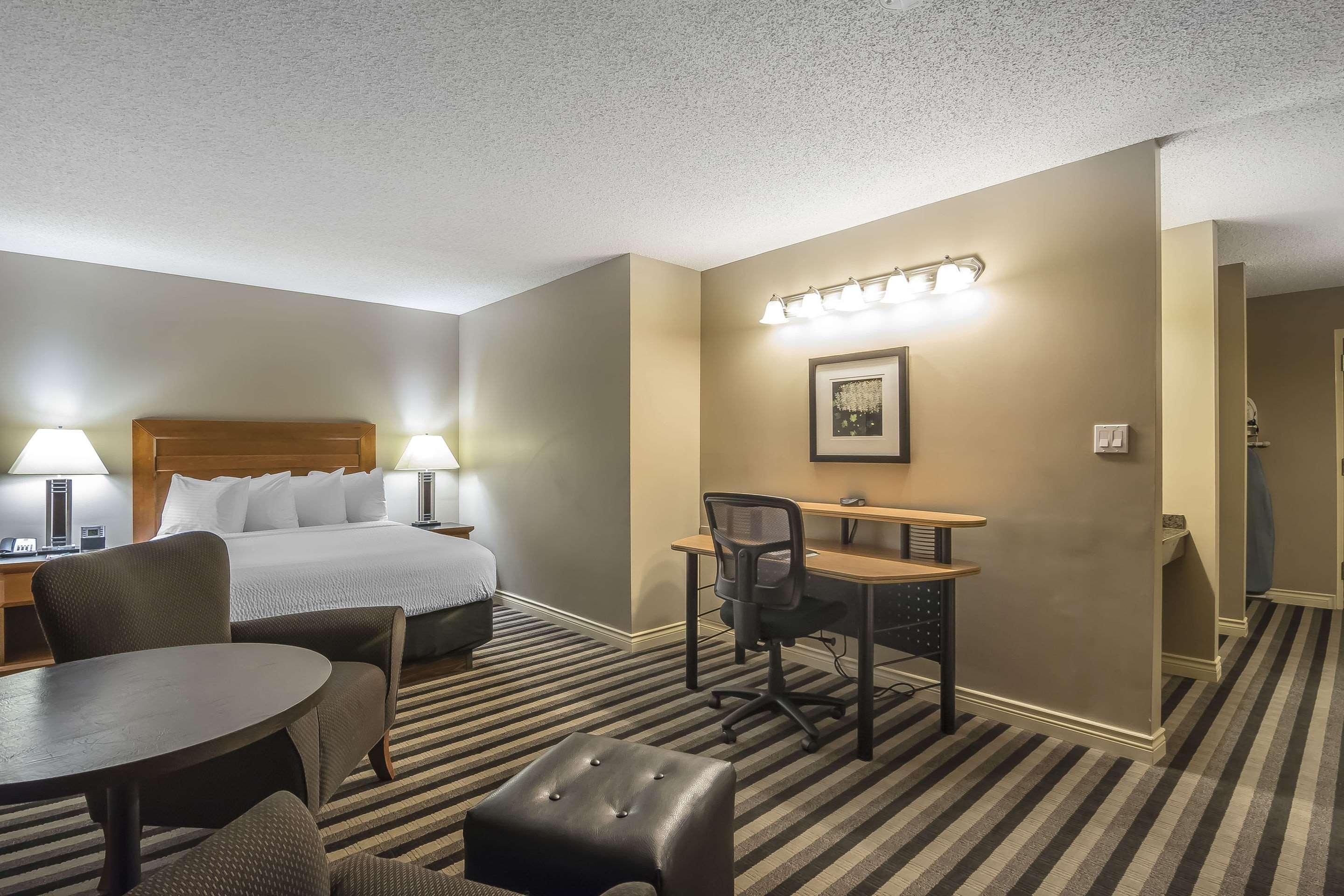 Quality Inn West Edmonton Exterior foto