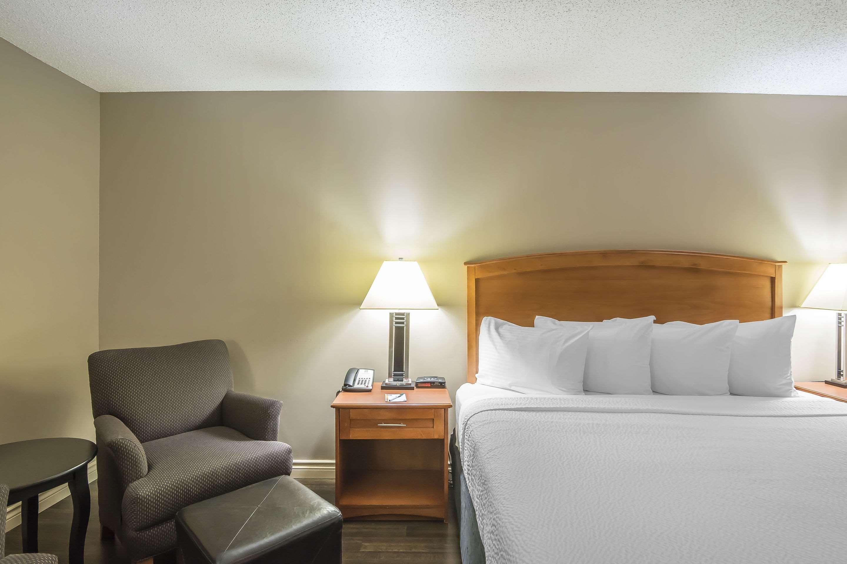 Quality Inn West Edmonton Exterior foto